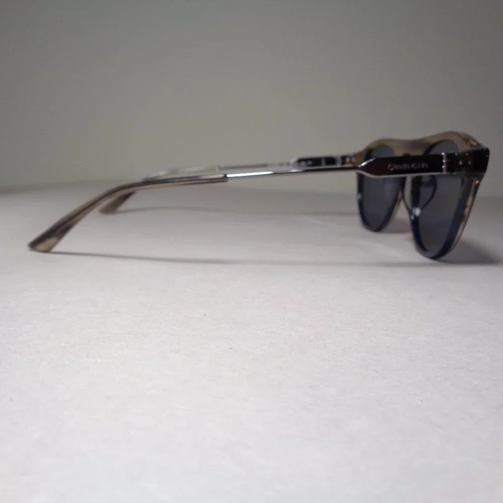 Calvin Klein CK20701S Taupe Blue Horn New Men's Sunglasses